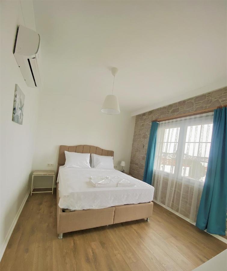 Cunda Kordon Otel Ayvalı Esterno foto