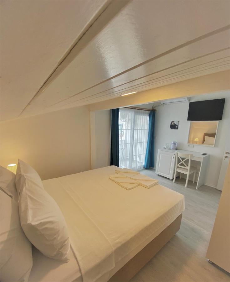 Cunda Kordon Otel Ayvalı Esterno foto