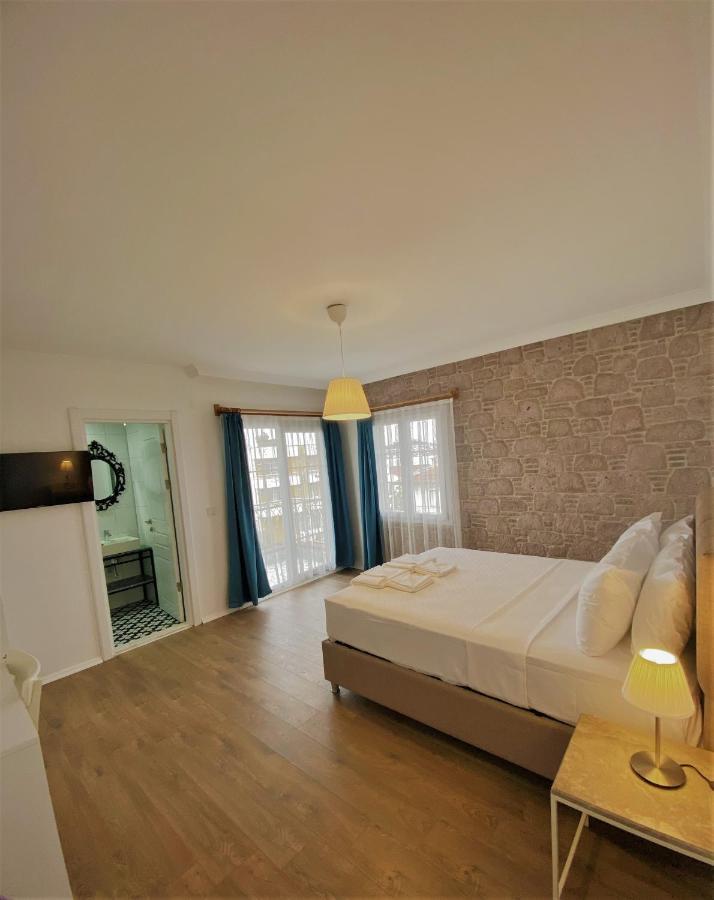 Cunda Kordon Otel Ayvalı Esterno foto