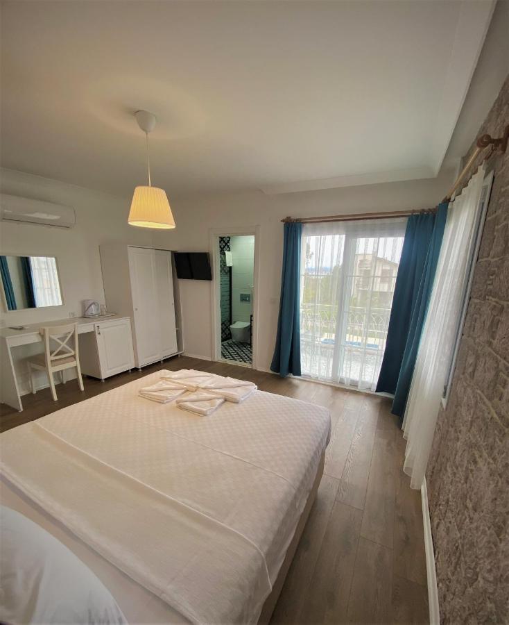 Cunda Kordon Otel Ayvalı Esterno foto