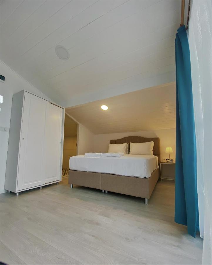 Cunda Kordon Otel Ayvalı Esterno foto