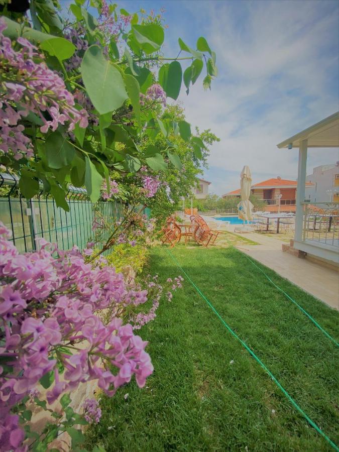 Cunda Kordon Otel Ayvalı Esterno foto